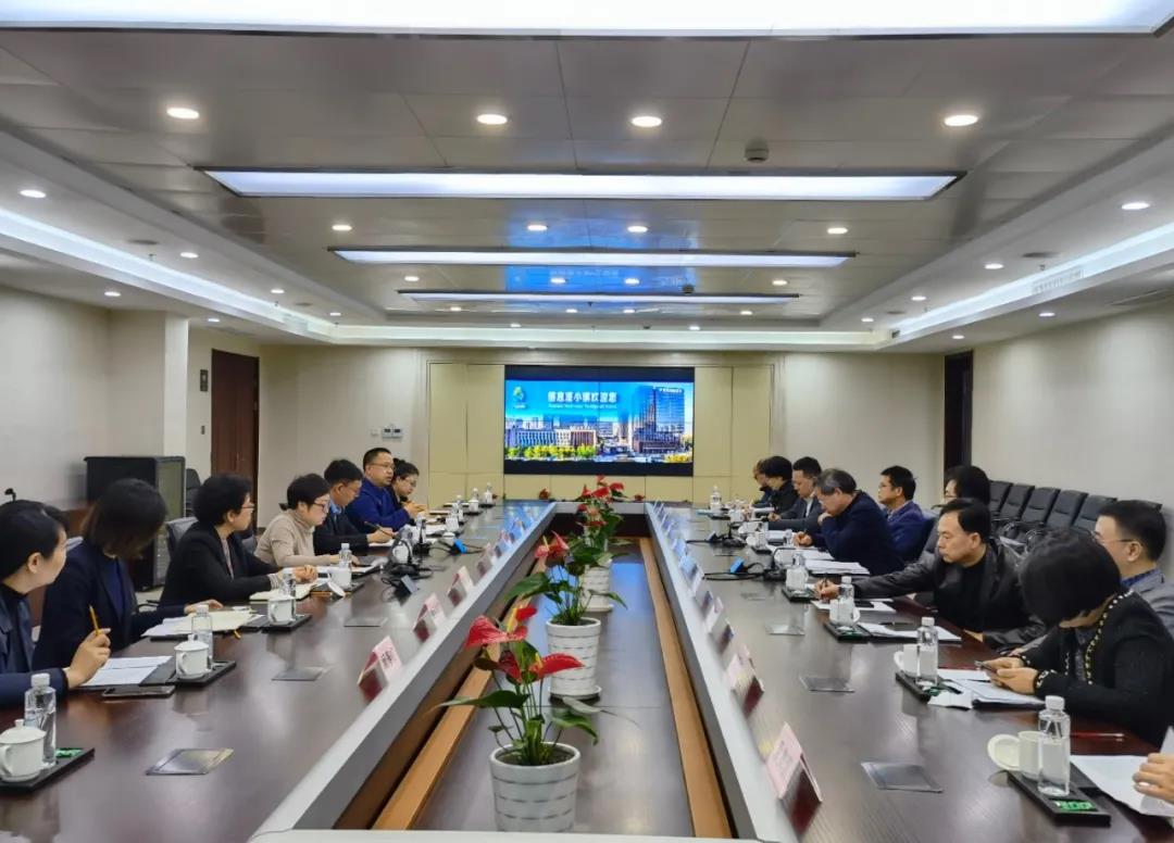 “產(chǎn)業(yè)大腦”建設(shè)：致公黨省委會(huì)副主委王堅(jiān)一行來區(qū)調(diào)研指導(dǎo)工作