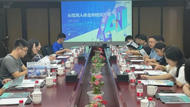 復(fù)旦大學(xué)大數(shù)據(jù)學(xué)院、類腦人工智能研究院師生聯(lián)合走進健培科技