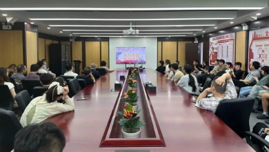 銘記歷史，砥礪前行！健培黨支部組織觀看九三閱兵直播